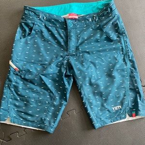 Yeti Beti women's Mountain Bike shorts